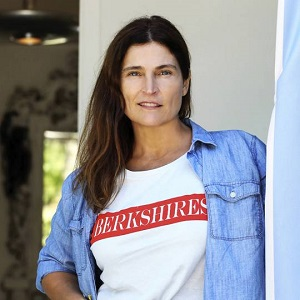 biography Cortney Novogratz