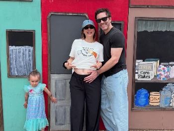 Kaley Cuoco, Tom Pelprey (Image: Instagram)